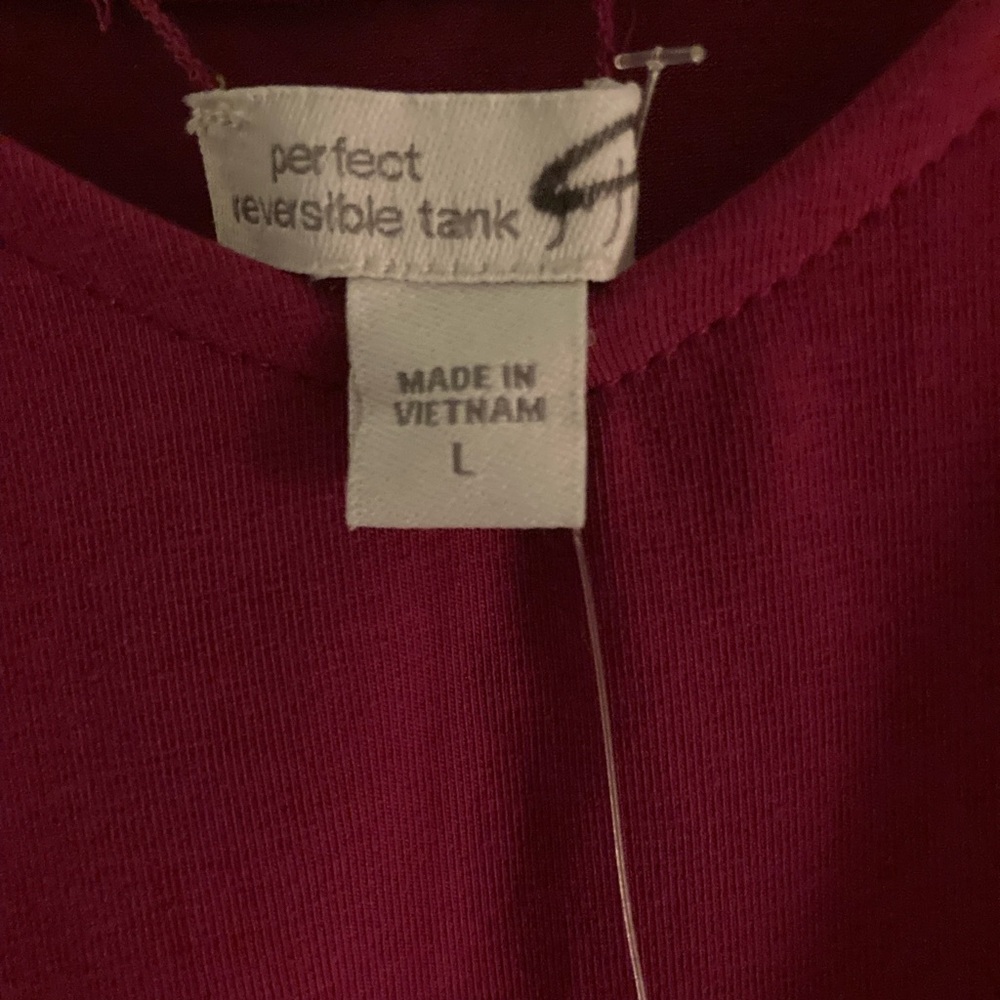 Beautiful Fushia tank top NWT size large. Wear as a scoop neck or a V-Neck - Picture 3 of 4